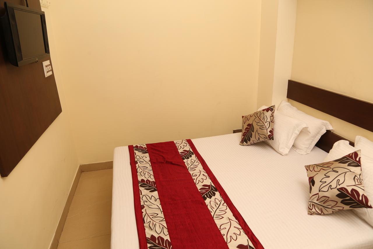 Hotel Heena Plaza Ābu Road Exteriér fotografie